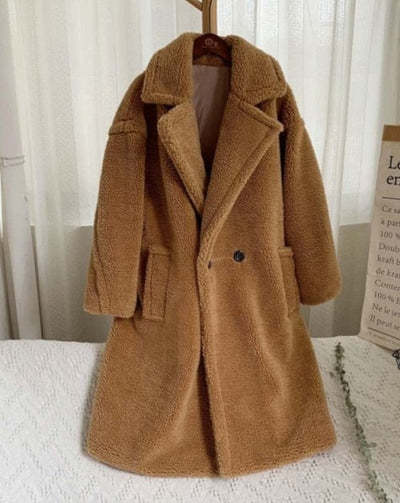 Kadiatou – Manteau en laine d’agneau à poches ❄️🧥