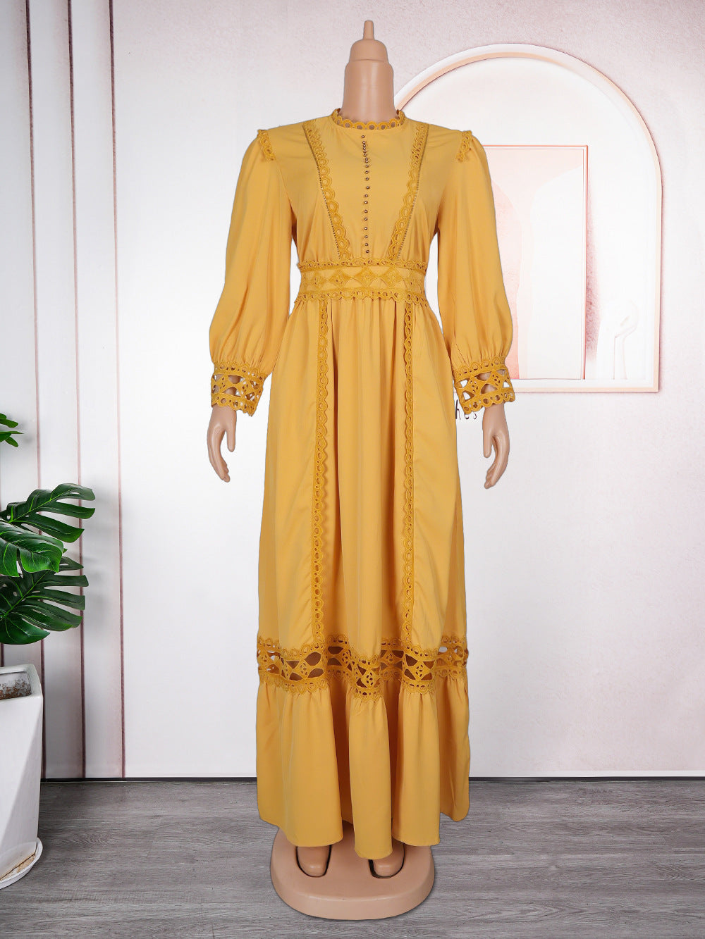 Robe "Ayo" Élégance Retro & Fleurs Crochetées