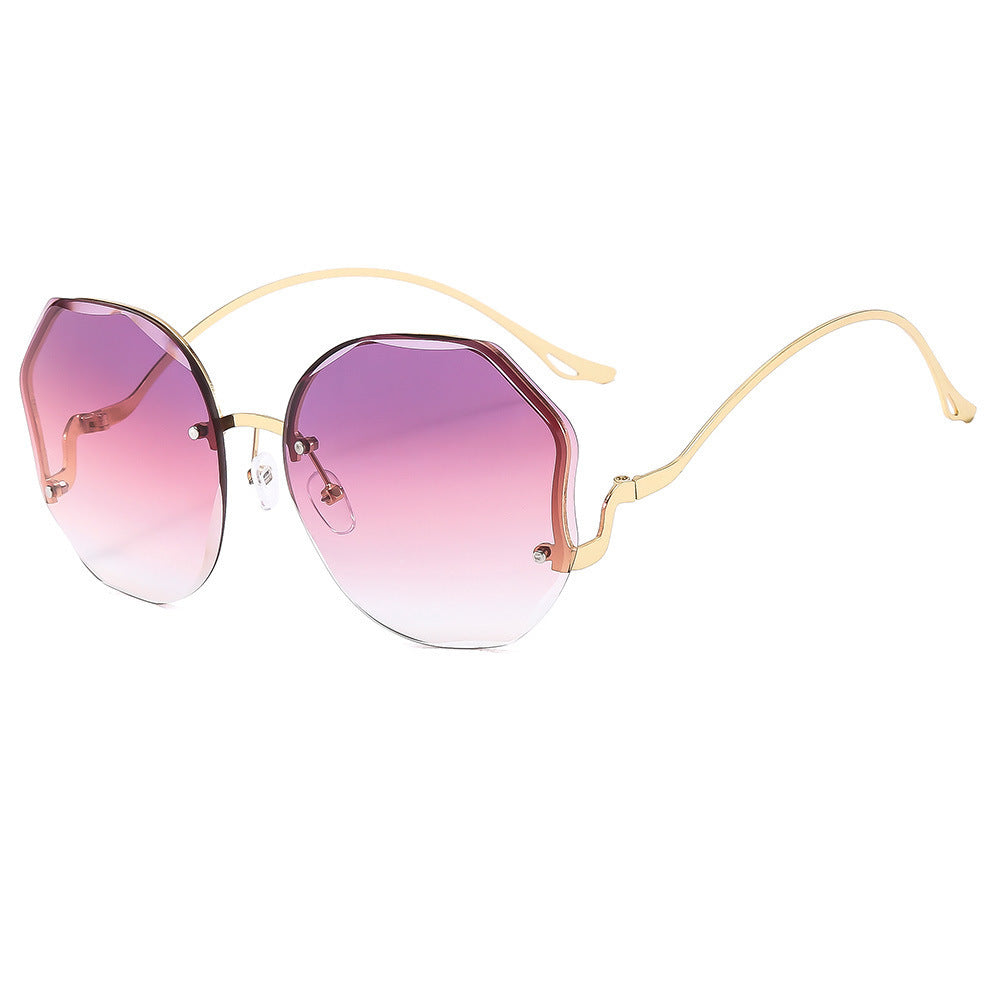 🕶️ NIARA – Lunettes Solaires Futuristes 🌈✨