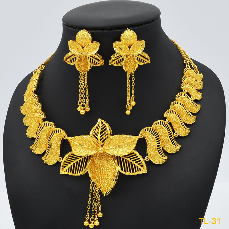 Ensemble Collier & Boucles d’Oreilles – Plaqué Or 24K