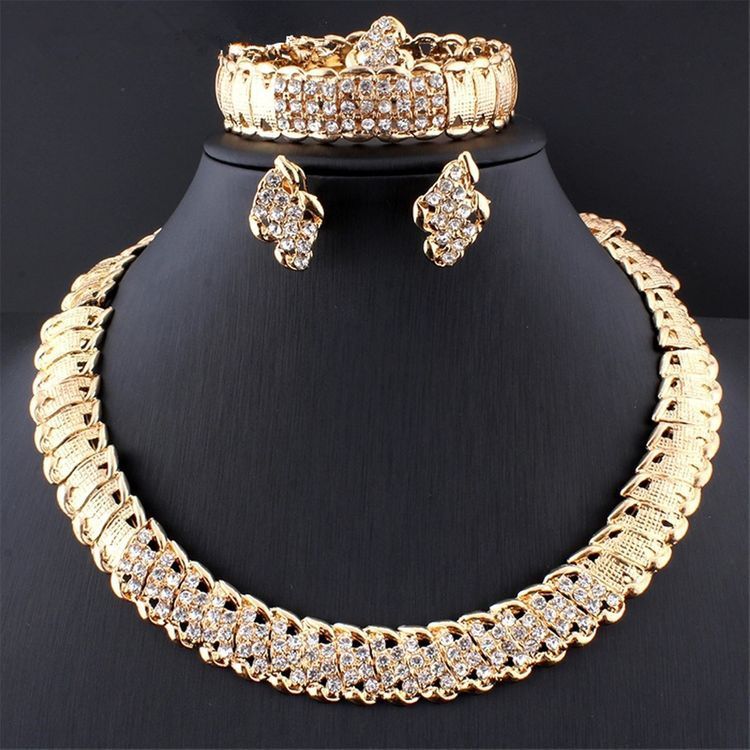 New Fashion Alloy Jewelry Set Necklace And Earrings Four Piece Set