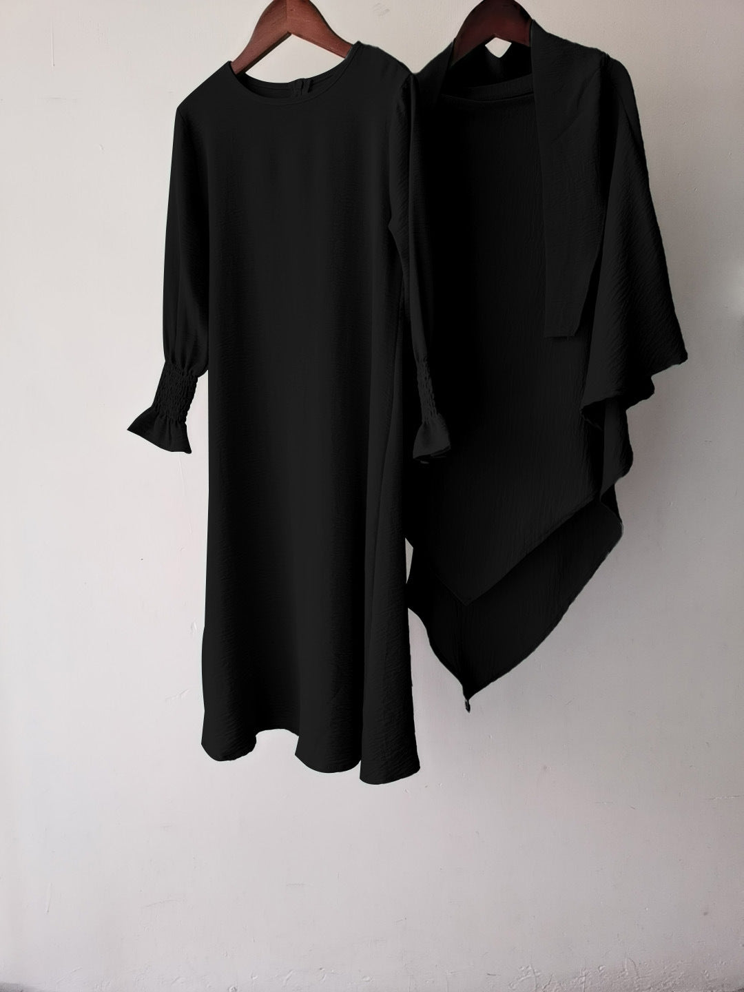 Round Neck Wavy Ruffled Solid Color Dress