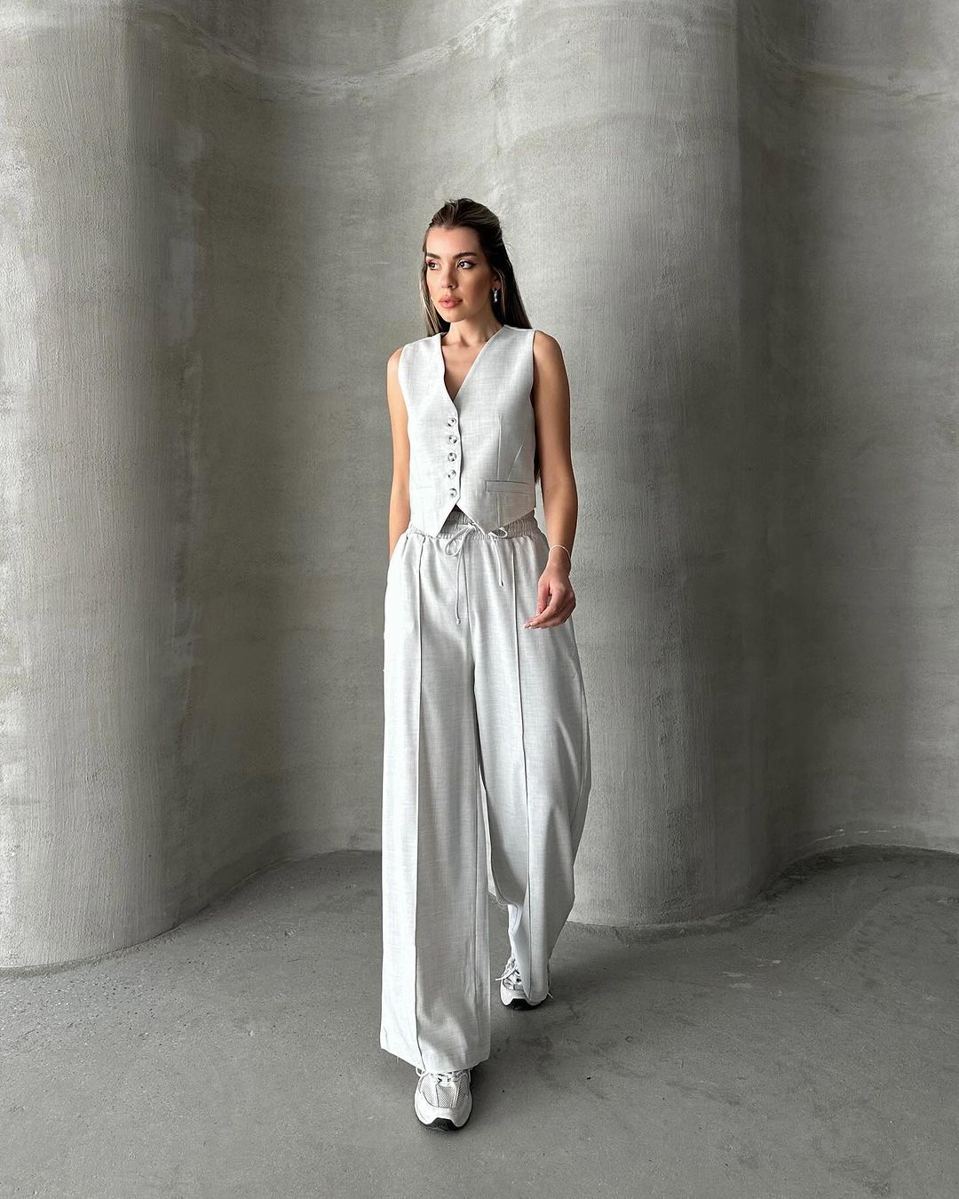 Fashion Casual Summer Women's Sleeveless Vest Lace-up Trousers Two-piece Set