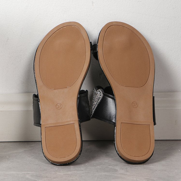 Plus Size Toe Covering Flat Slippers Flat Light Wind Sandals