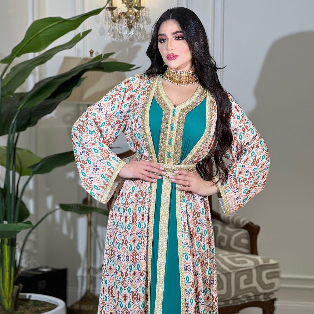 đșKhadija â Ensemble ĂlĂ©gant Deux PiĂšces Ă lâĂme Saoudienne