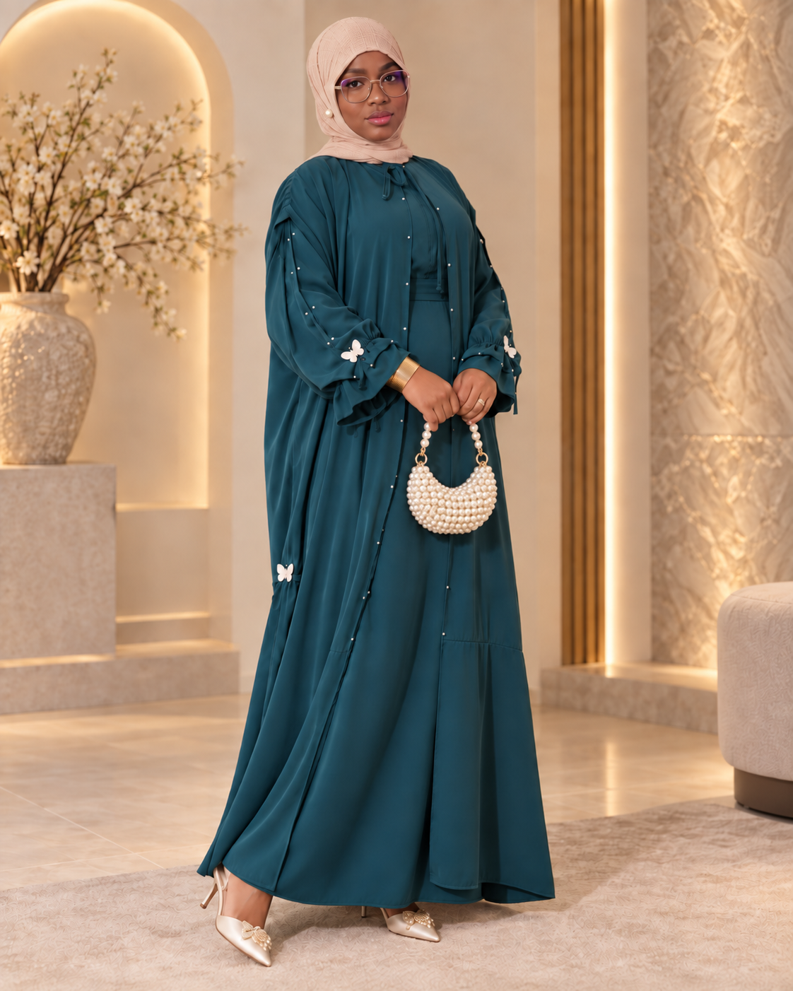 Maryam — Robe cape perlée aux papillons, Pétrole