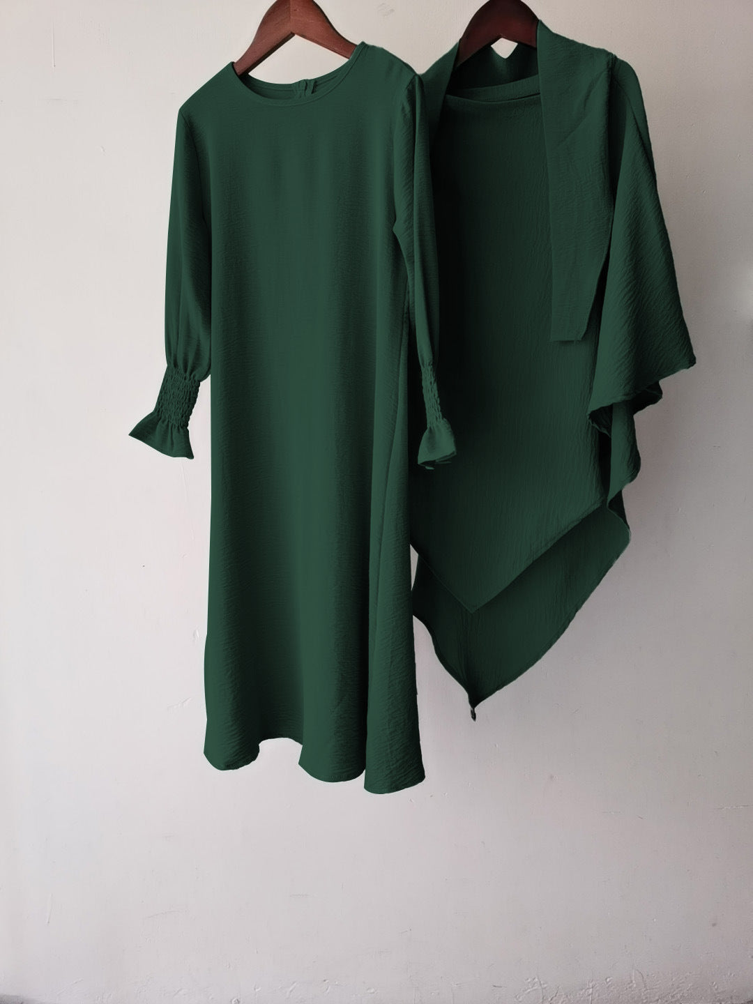Round Neck Wavy Ruffled Solid Color Dress