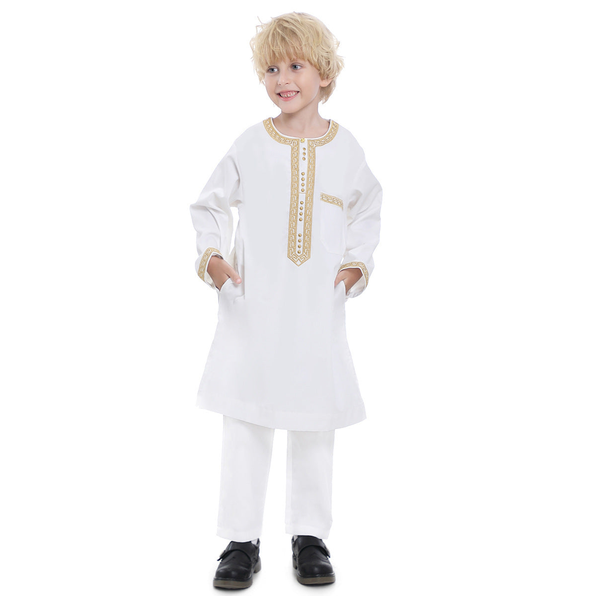 Middle East Teen Boy Embroidered Robe Suit