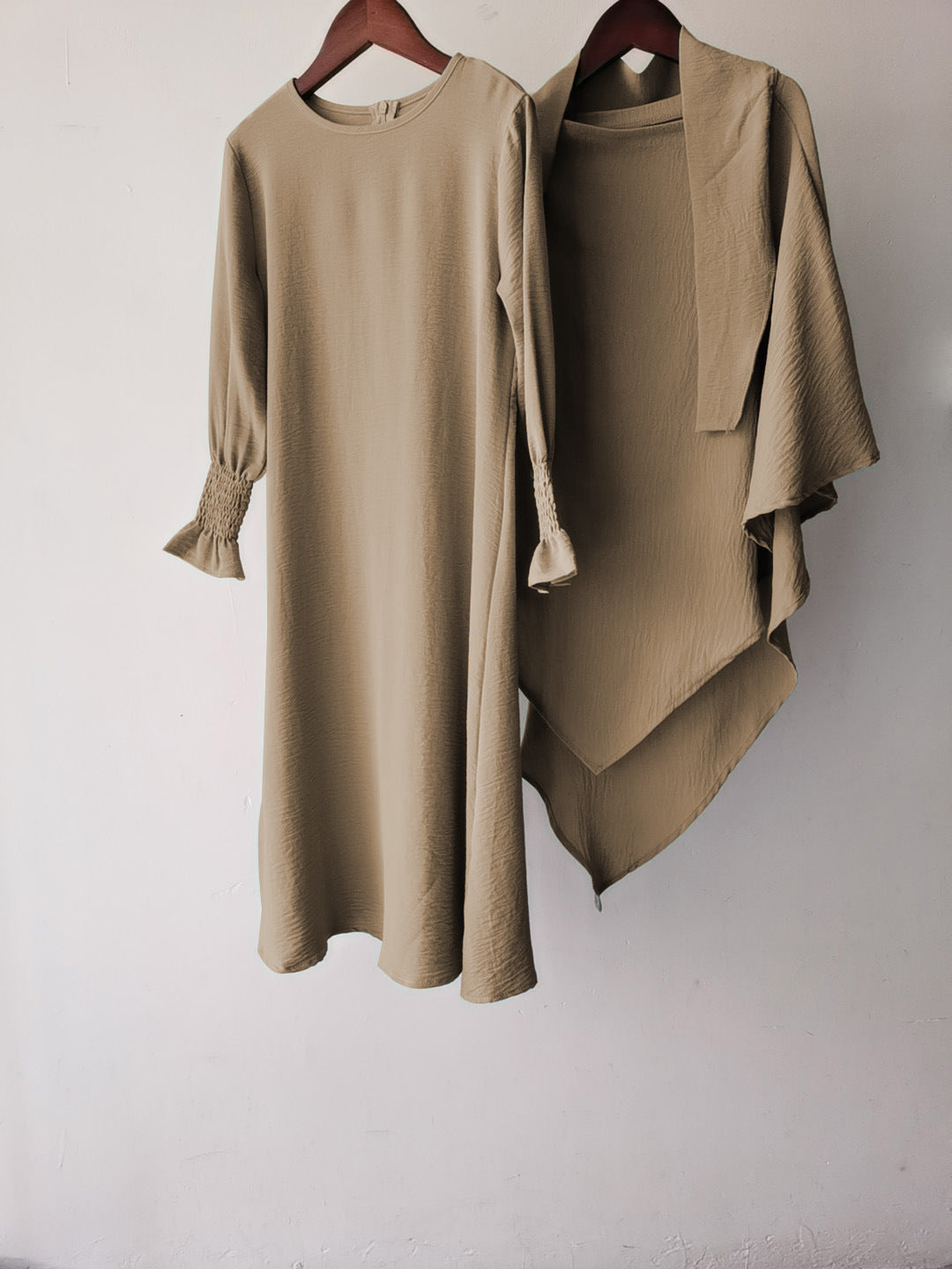 Round Neck Wavy Ruffled Solid Color Dress