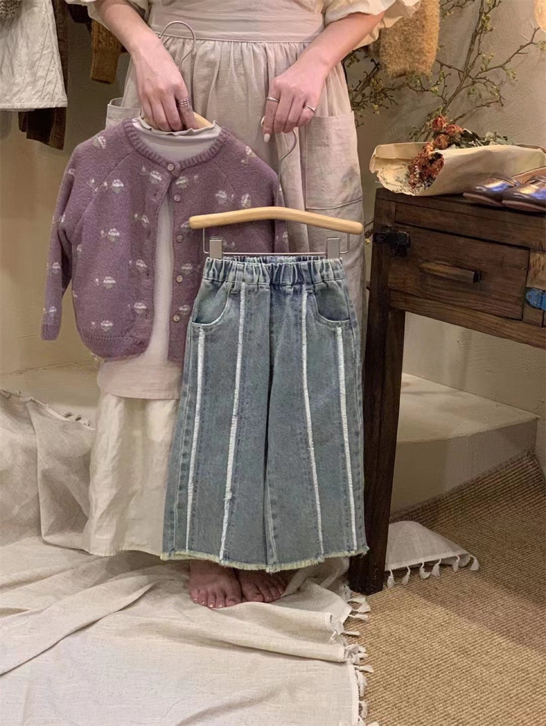 Vintage Chic Knitted Vest & Elephant Leg Jeans for Girls