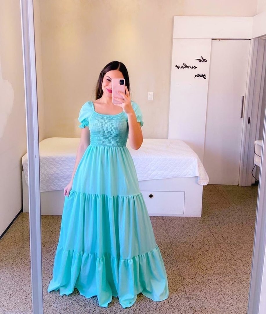 Robe "Amara" Féérie Florale & Épaules Dénudées