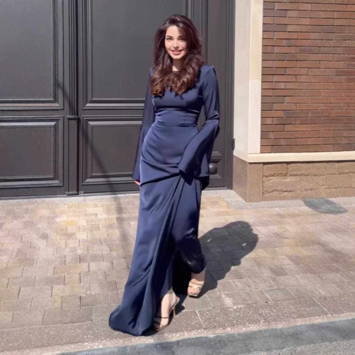 Autumn And Winter New Large Swing Floating Sleeve Evening Dress