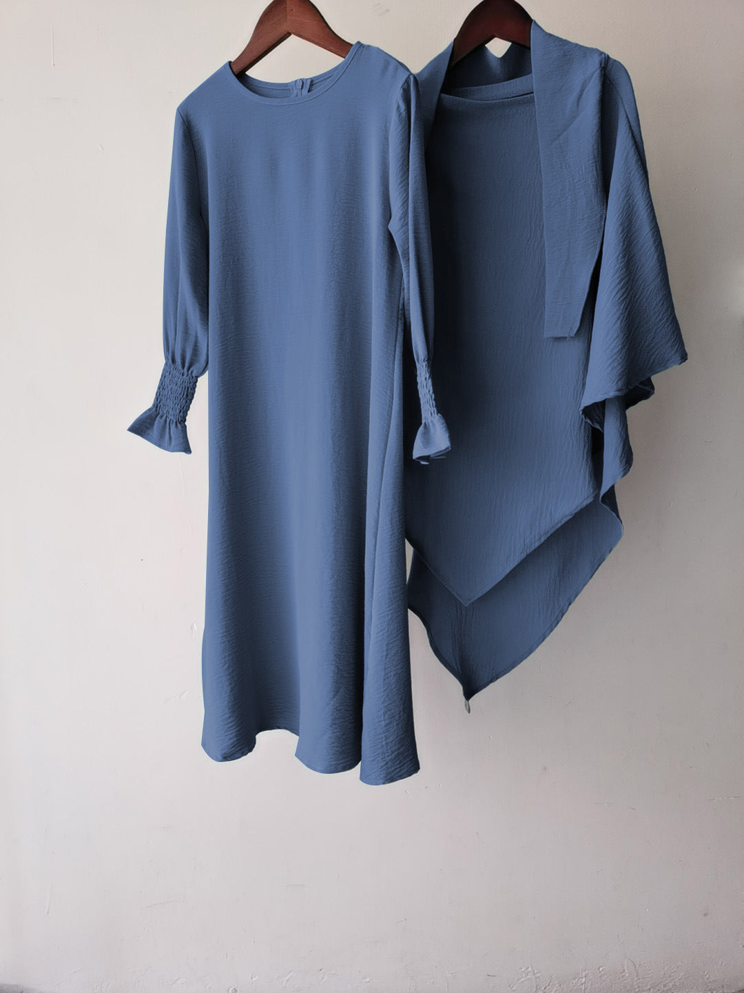 Round Neck Wavy Ruffled Solid Color Dress