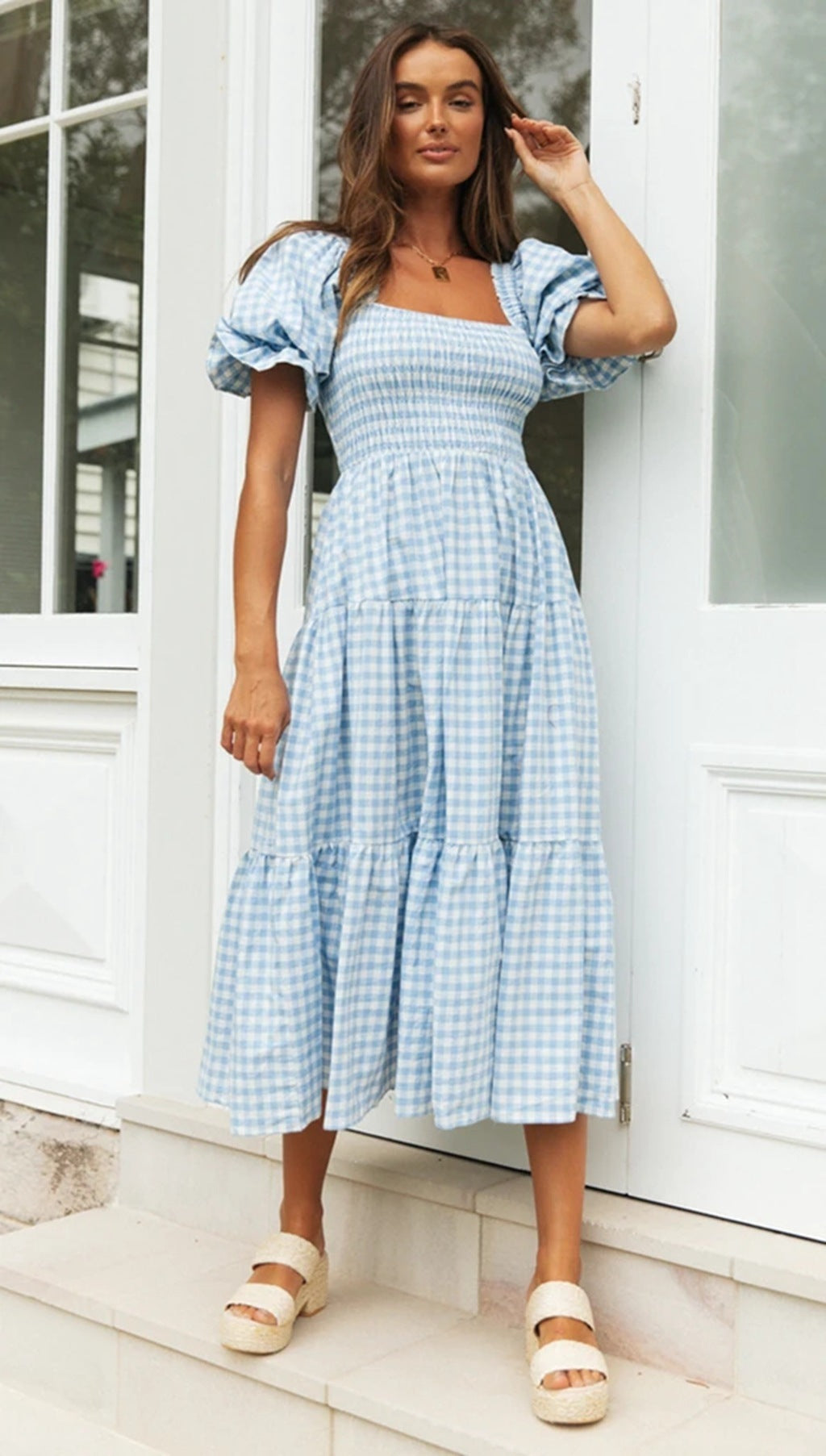 Douce Brise à Carreaux – Manches Bouffantes & Taille Haute