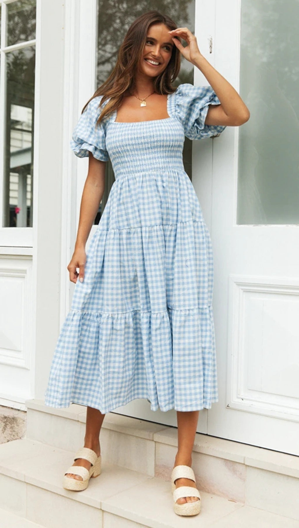 Douce Brise à Carreaux – Manches Bouffantes & Taille Haute