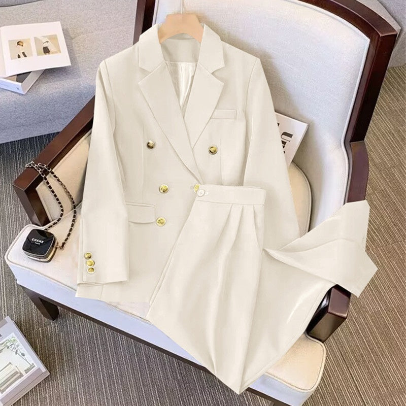 Power Chic – Tailleur Femme à Pantalon Évasé