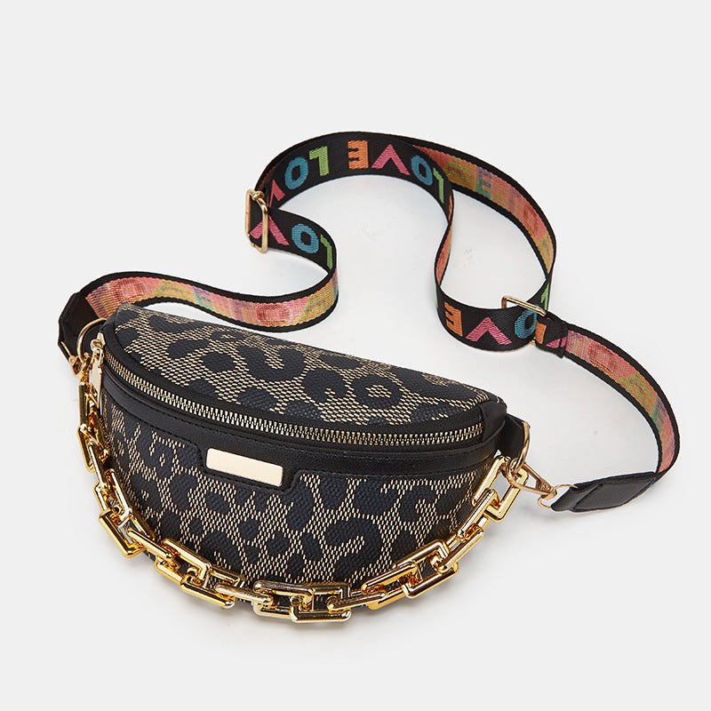 Leona : Léopard Chic & Esprit Urbain