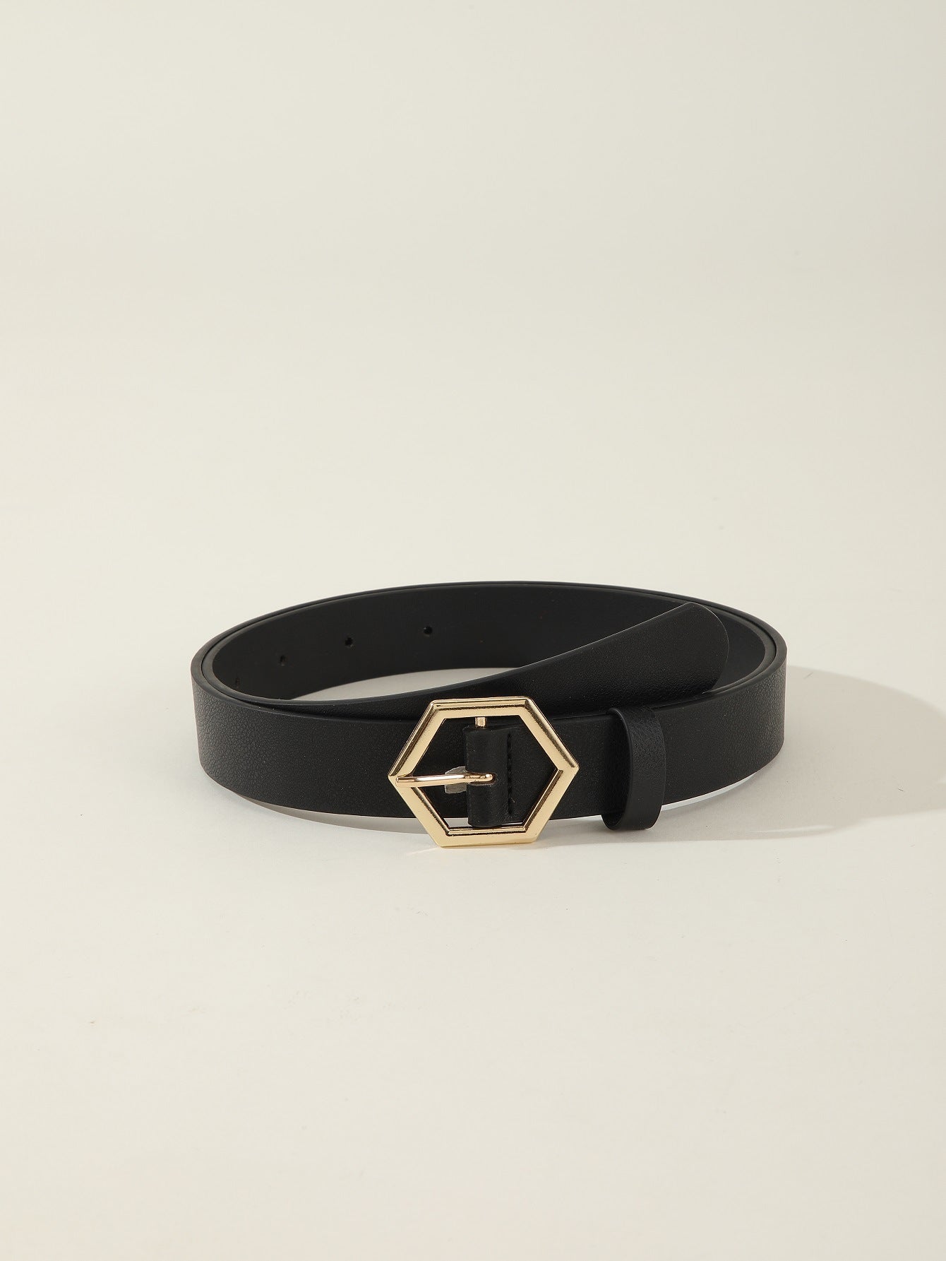 ⭐ Ceinture Femme Étoile Élégante – Style & Simplicité au Quotidien