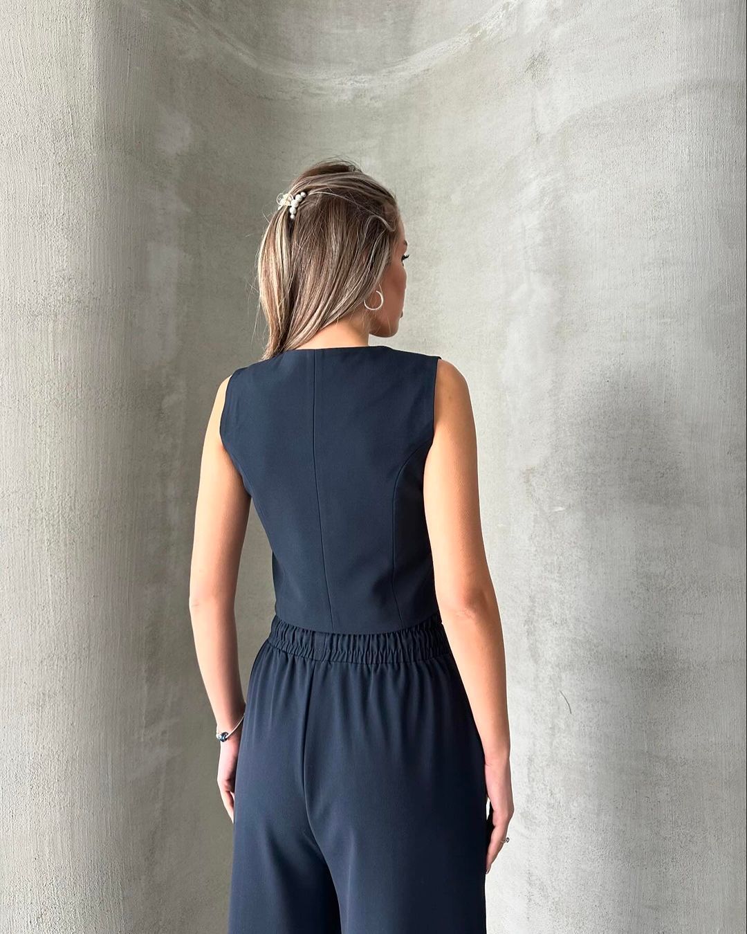 Fashion Casual Summer Women's Sleeveless Vest Lace-up Trousers Two-piece Set