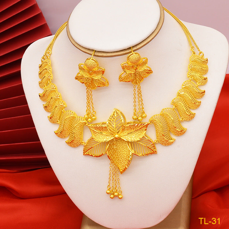 Ensemble Collier & Boucles d’Oreilles – Plaqué Or 24K