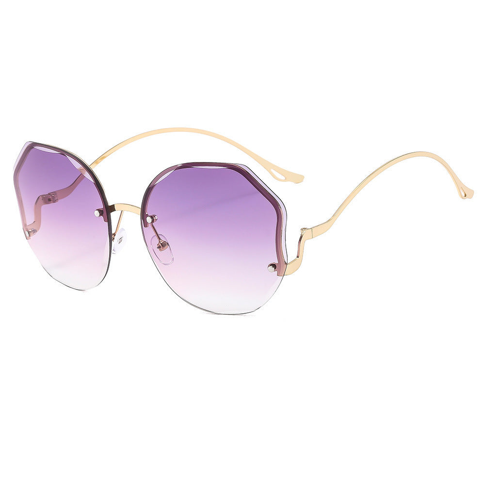 🕶️ NIARA – Lunettes Solaires Futuristes 🌈✨