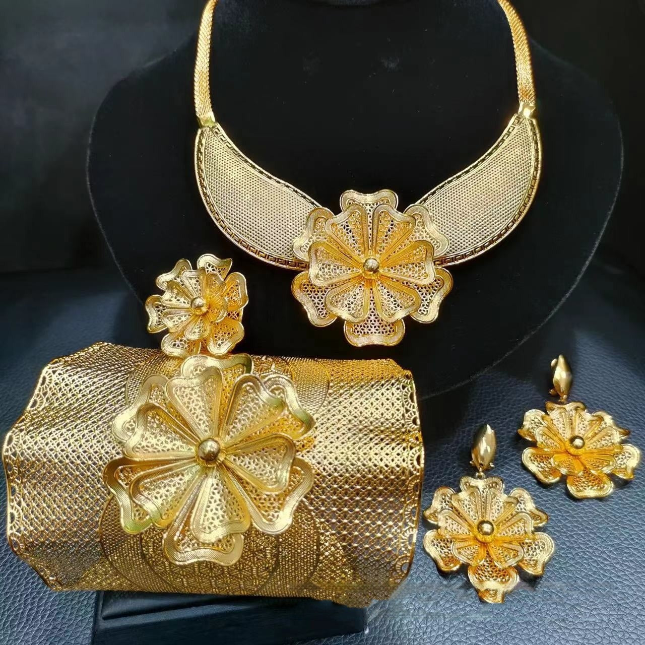 24K Gold Plated Large Flower Hollow Jewelry Suit