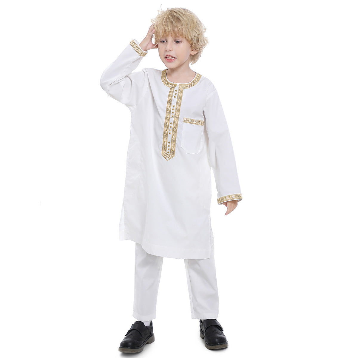 Middle East Teen Boy Embroidered Robe Suit