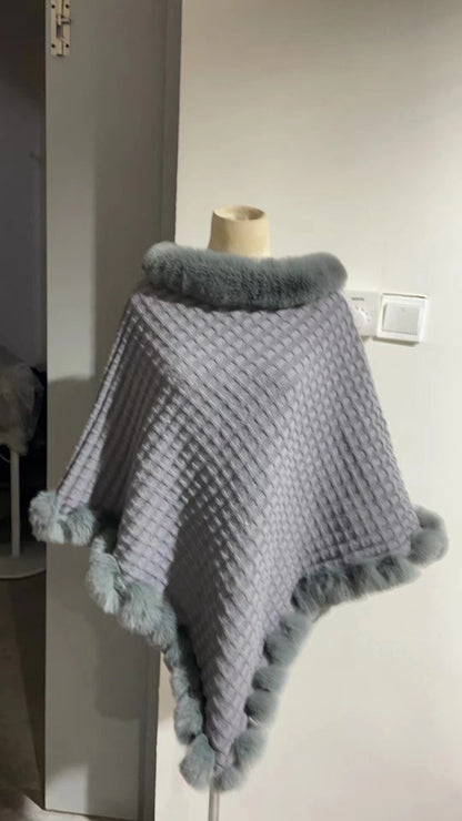 Raniya – Cape Femme Luxe avec Col en Fourrure Rex