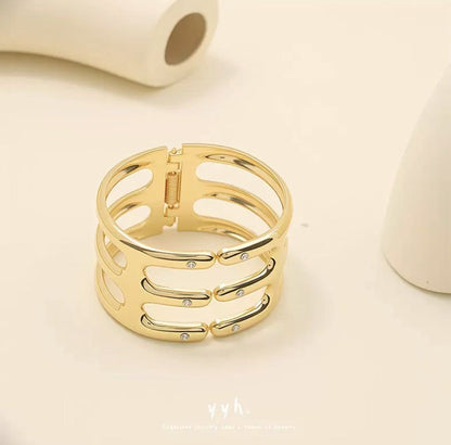 Raven Bracelet Ouvert Large Punk Luxe Léger