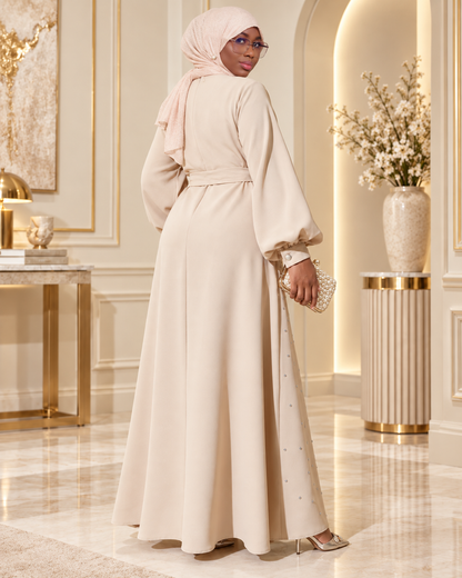 Zeynab — Robe de soirée ornée de motifs floraux, Beige