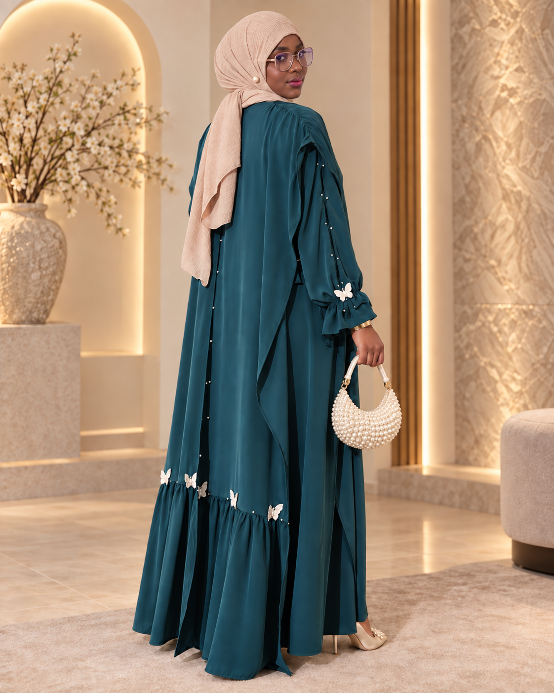 Maryam — Robe cape perlée aux papillons, Pétrole