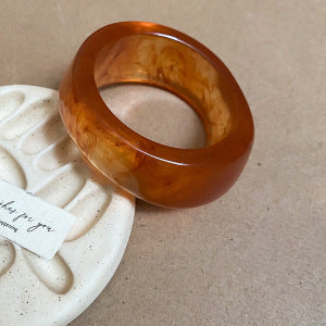 Amber Bracelet Résine Large Bord Irrégulier Tan