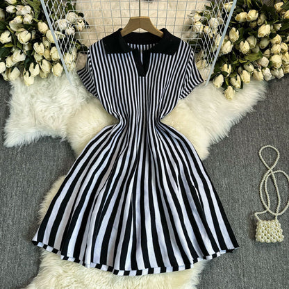 RetroLine  Robe Pull Rayée Chic