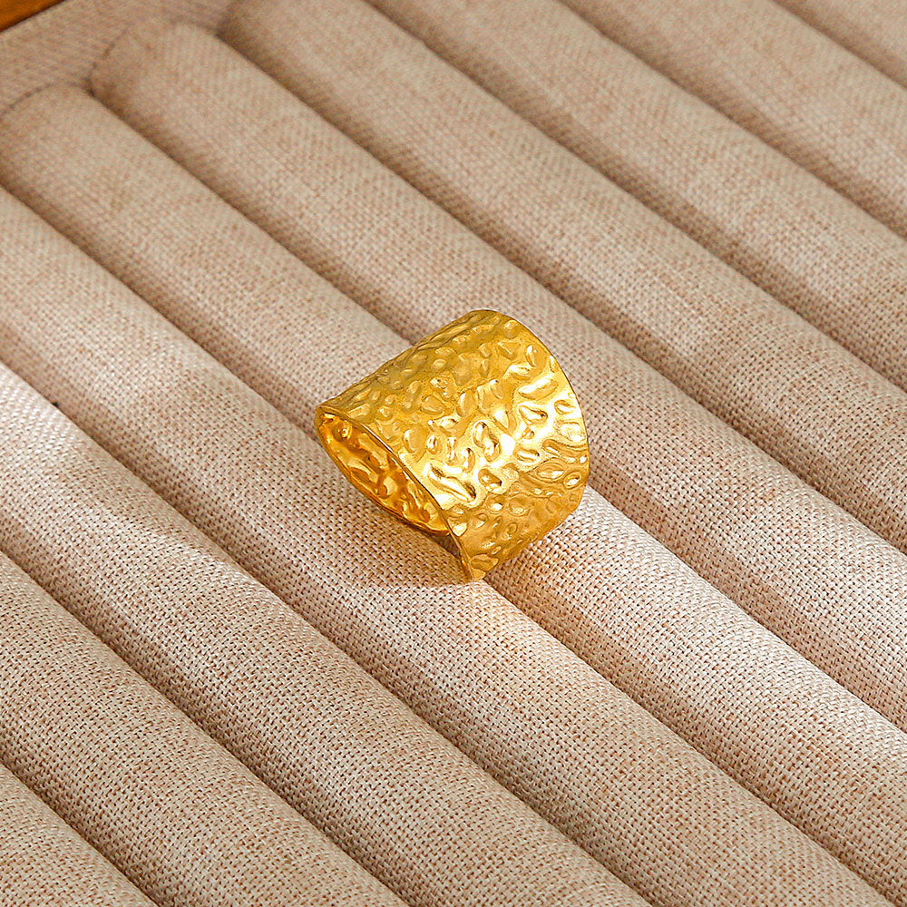 Personalized Stainless Steel Ring With Color-retaining Diamond Inlay