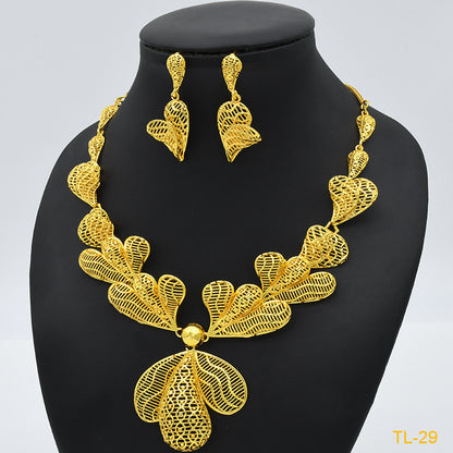 Ensemble Collier & Boucles d’Oreilles – Plaqué Or 24K