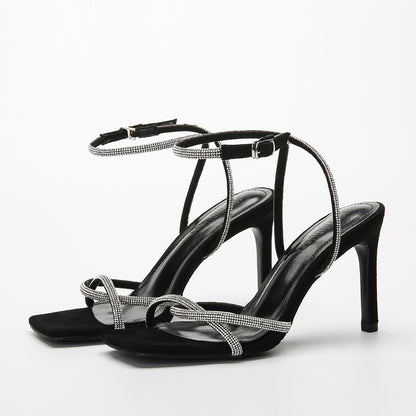 Sandales Talon Haut Une Bride Bout Carré