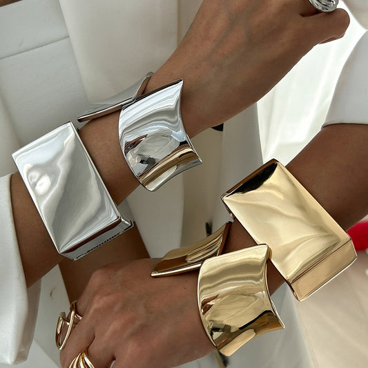 Sienna Bracelet Large Géométrique Carré Brillant