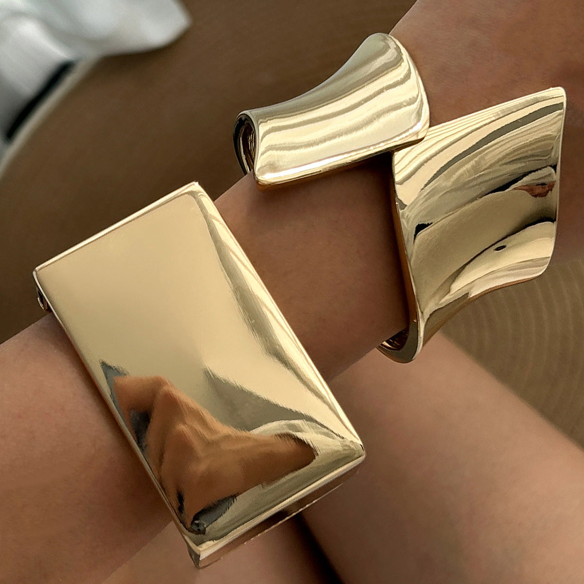 Sienna Bracelet Large Géométrique Carré Brillant