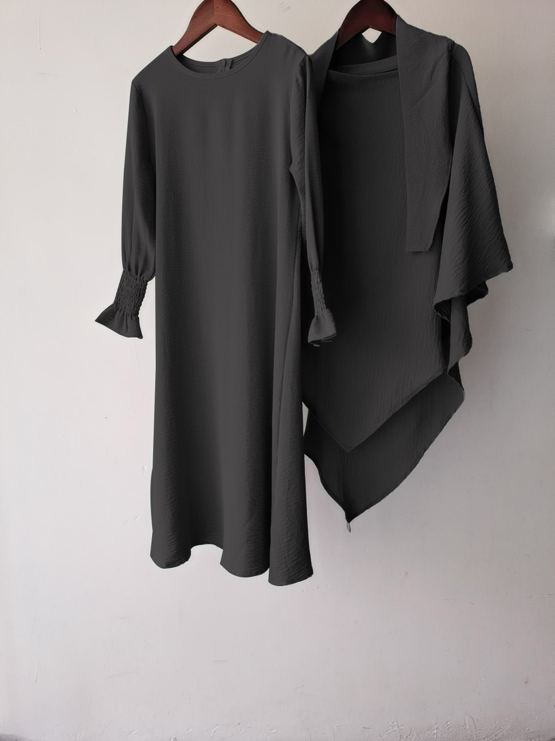 Round Neck Wavy Ruffled Solid Color Dress