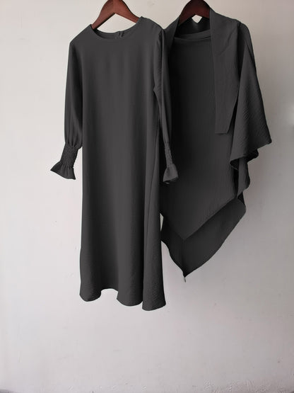 Round Neck Wavy Ruffled Solid Color Dress