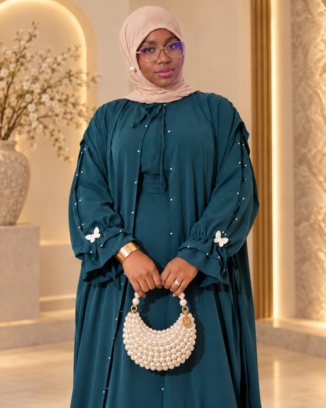 Maryam — Robe cape perlée aux papillons, Pétrole