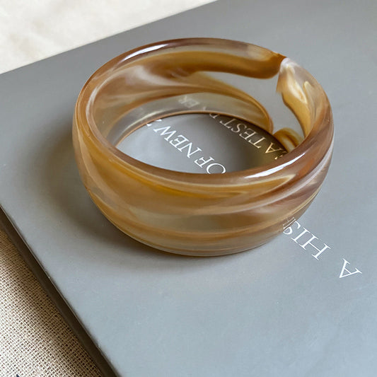 Dopamine-inspired Geometric Resin Bracelet