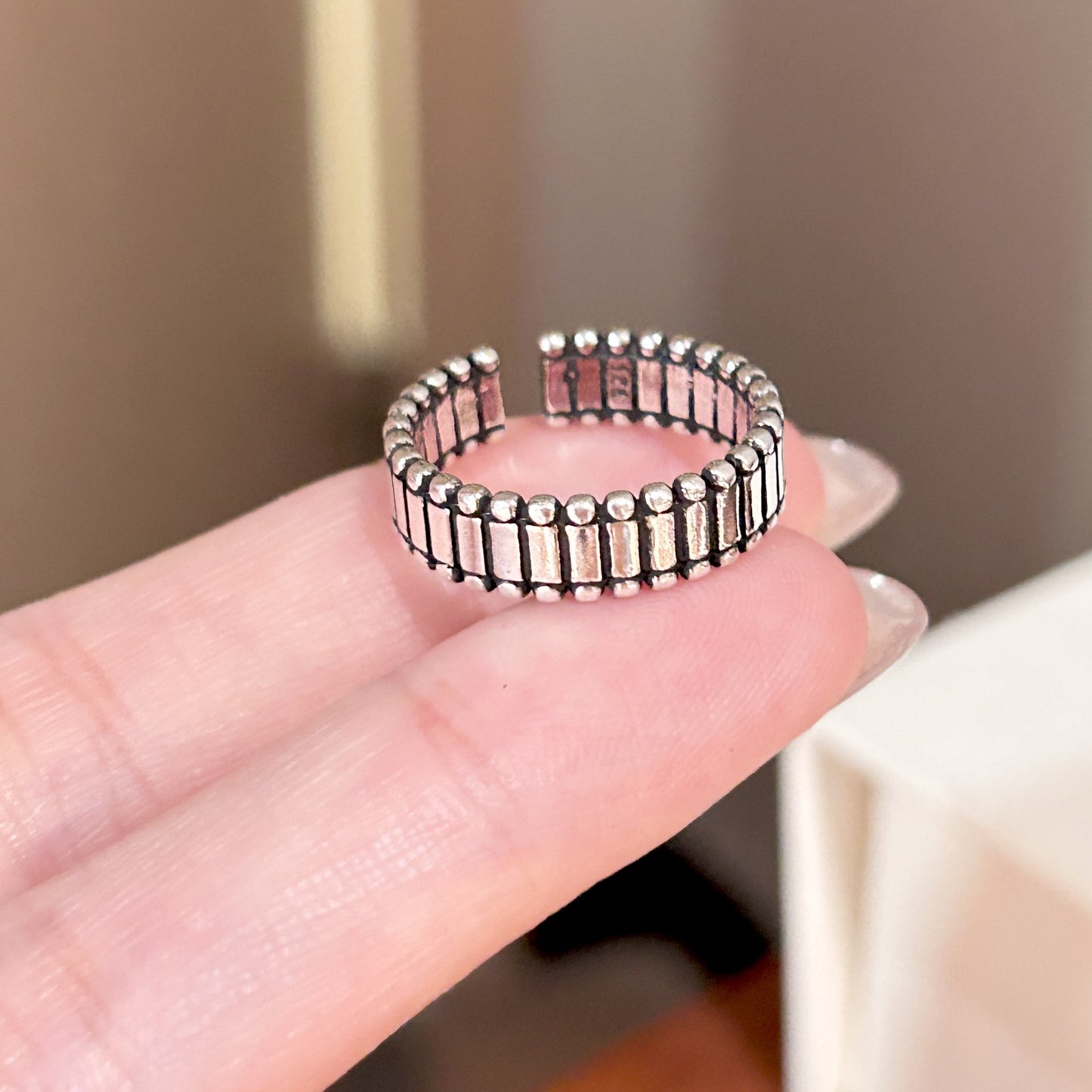 Minimalist Zircon Plain Band Ring For Women Niche