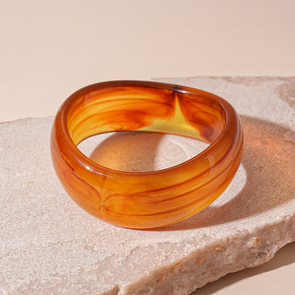 Amber Bracelet Résine Large Bord Irrégulier Tan