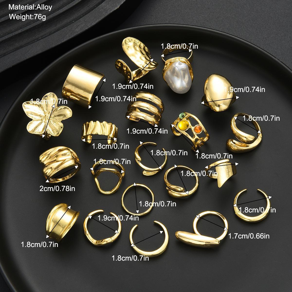 Versatile Irregular Ring With Inlaid Shaped Pearls
