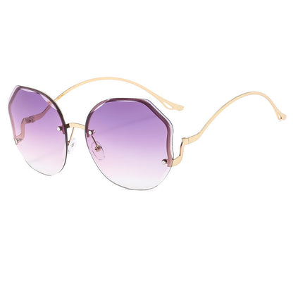 🕶️ NIARA – Lunettes Solaires Futuristes 🌈✨