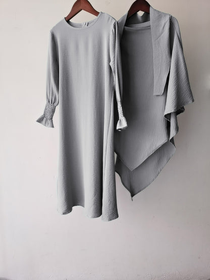 Round Neck Wavy Ruffled Solid Color Dress