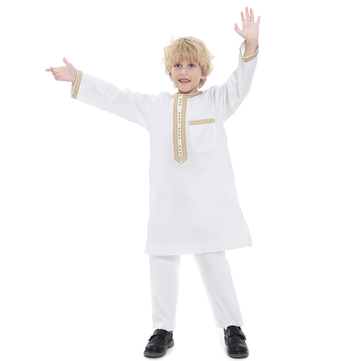 Middle East Teen Boy Embroidered Robe Suit