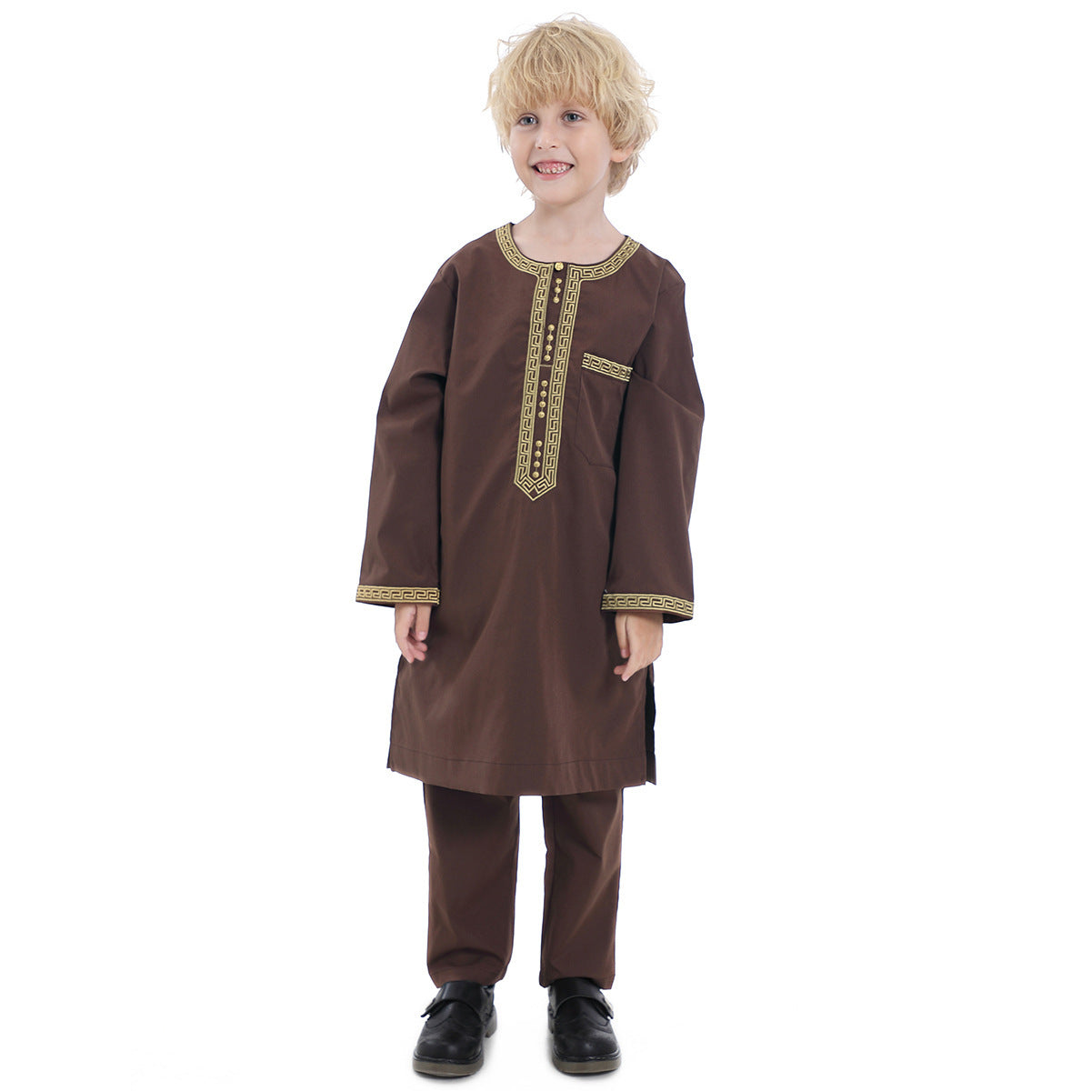 Middle East Teen Boy Embroidered Robe Suit