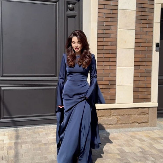 Autumn And Winter New Large Swing Floating Sleeve Evening Dress